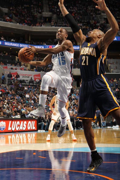 两国分别在 两国分别在