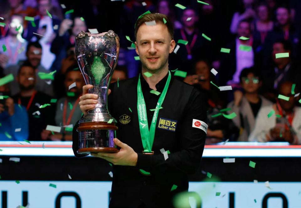 他凭借在比 他凭借在比